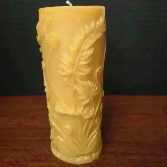 Rustic  Fern Pillar 100% Beeswax Handcrafted Candle - Selwyn Twp, ON, CAN - Picture 1 of 6